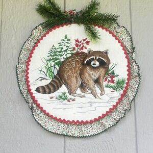 Embroidery Hoop Art Wall Hanging Raccoon Winter Tree Berries Snow Green Ricrac‎